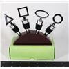 Image 1 : TOSCANA 4 PIECE WINE BOTTLE STOPPER SET