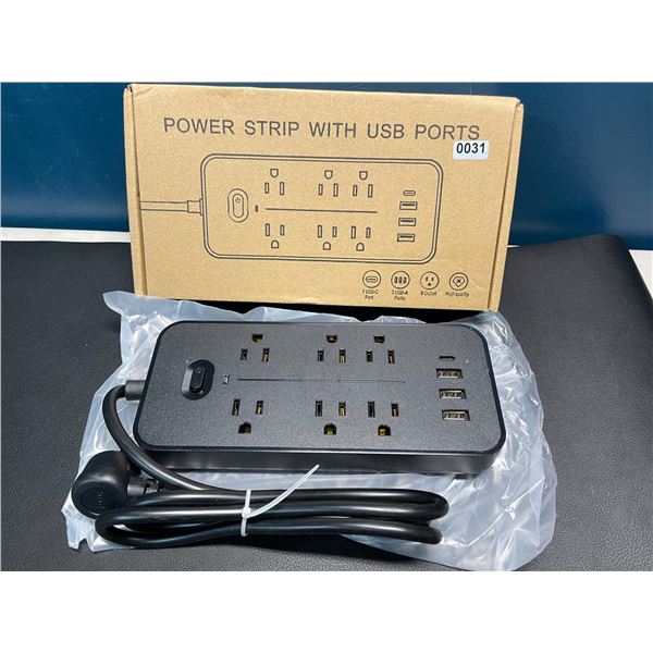 Lot of 1 Powerstrip with USB Ports