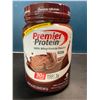 Image 1 : Lot of 1 Tub of Premier Protein Whey Powder - Chocolate Milkshake - 697g