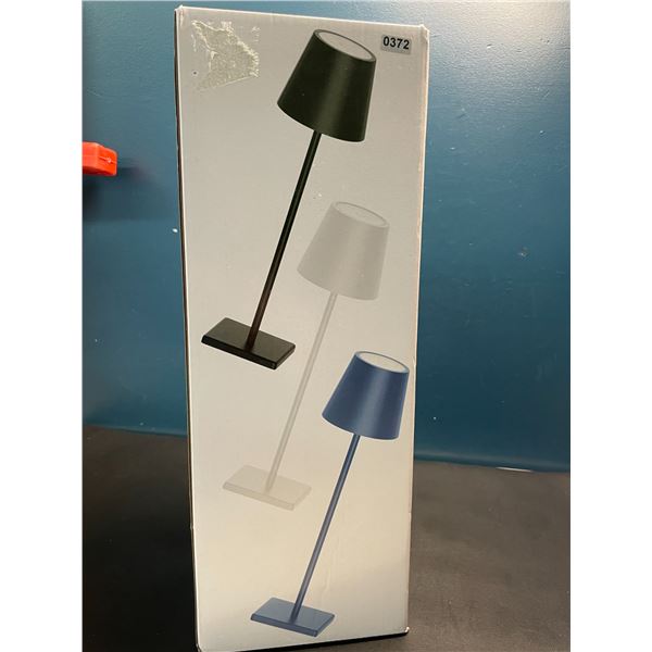 Lot of 1 Howskys Battery LED Table Lamp