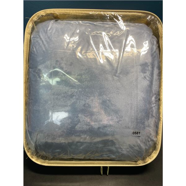 Lot of 1 Fleece Soft Plush Blanket - King Size (108 x 90) - Blue Colour