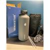 Image 1 : Lot of 1 Sendestar Double Wall Stainless Steel Insulated Water Bottle - 2.5L (87oz) (Grey)