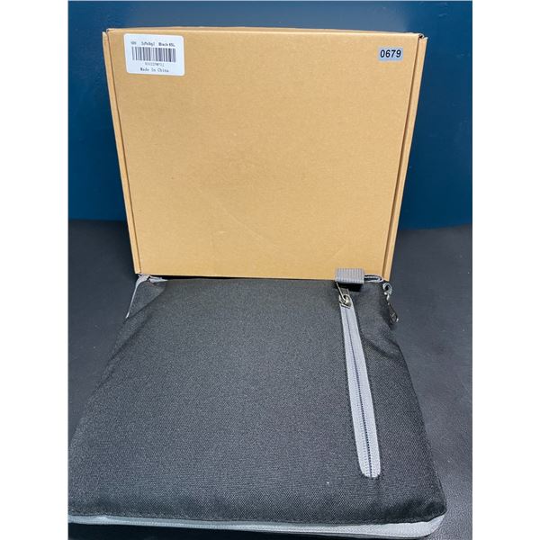 Lot of 1 Collapsible/Foldable Duffle Bag - Large 65L Capacity