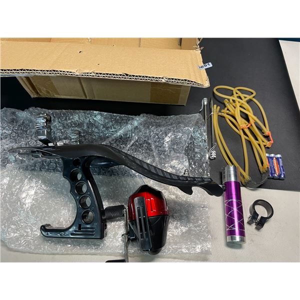 Lot of 1 Professional Slingshot Set for Adults