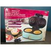 Image 1 : Lot of 1 Brentood Double Waffle Bowl Maker