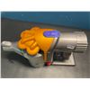 Image 2 : Lot of 1 Dyson Handheld Vacuum w/ Battery - Used