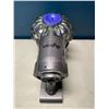 Image 2 : Lot of 1 Dyson Handheld Vacuum w/ Battery - Used