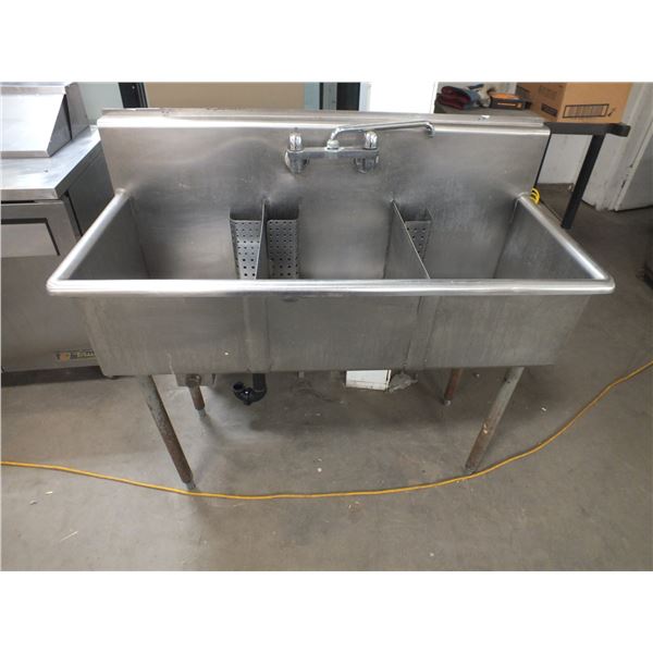 3 Bay Stainless Steel Sink
