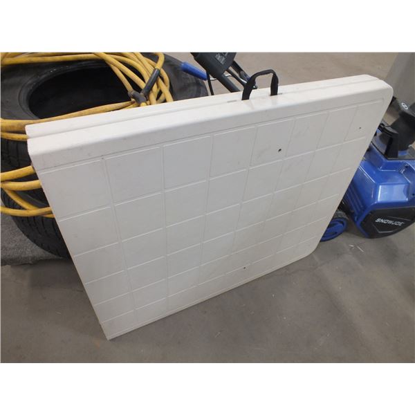 6ft Plastic Folding Table