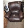 Image 1 : Brown Rocker / Recliner