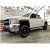 Image 2 : C6B --  2007 CHEVROLET SILVERADO 2500 HEAVY DUTY CREW CAB 4X4, White, 282758 KM