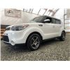 Image 2 : B6 --  2014 KIA SOUL , White, 98847 KM