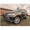 Image 1 : C6F -- 2016 VOLKSWAGEN TOUAREG , BROWN, 171,616 KM