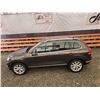 Image 25 : C6F -- 2016 VOLKSWAGEN TOUAREG , BROWN, 171,616 KM