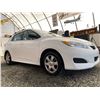 Image 8 : C3 --  2010 TOYOTA MATRIX, White, 237940 KM