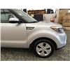 Image 30 : D3 --  2015 KIA SOUL, Silver, 236023 KMS