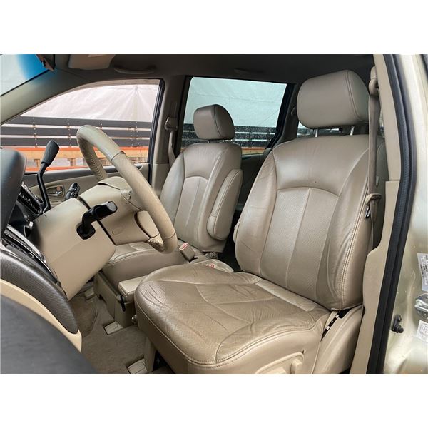 A12C -- 2004 MAZDA MPV, Brown, 306828 KM