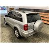 Image 22 : E6 --  2004 TOYOTA RAV 4 AWD, Grey, 232364 KM
