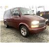 Image 8 : B2 --  2004 CHEVROLET ASTRO , Red, 207492 KM