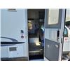 Image 36 : 0C --  2007 ADVENTURE MOTORHOME BY FORD , White, 140,819 KM