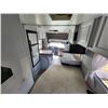Image 41 : 0C --  2007 ADVENTURE MOTORHOME BY FORD , White, 140,819 KM