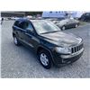 Image 10 : B5--  2011 JEEP GRAND CHEROKEE LAREDO 4X4, Green, 243912 KM