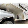 Image 2 : 0A --  2007 QUANTUM FIFTH WHEEL BY FLEETWOOD , White, From The Tongue To The Bumper Is  39.5' Apx