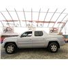 Image 25 : E4 --  2008 HONDA RIDGELINE RTS PICKUP, Silver, 112191 MILES