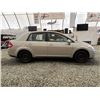 Image 11 : A10 --  2007 NISSAN VERSA S, Silver, 91115 KM   "NO RESERVE"