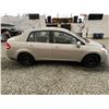 Image 12 : A10 --  2007 NISSAN VERSA S, Silver, 91115 KM   "NO RESERVE"