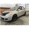 Image 1 : A10 --  2007 NISSAN VERSA S, Silver, 91115 KM   "NO RESERVE"