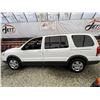 Image 23 : A11 --  2008 PONTIAC MONTANA SV6 , White, 165407 KM  "NO RESERVE"