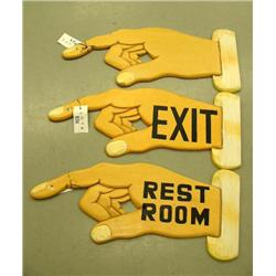 Lot of 3 pointed finger signs (1)