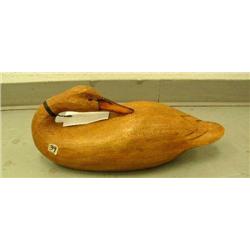 Swan- 8-1/2" tall, 20" tail to neck (1)