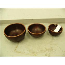 Lot of 3 bowls- 8", 10" & 12" diameter (1)