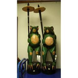 Lot of 2 frogs with umbrellas (1)