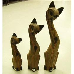 Lot of 3 cats- 23-1/2", 31" & 35" tall (1)