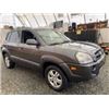 Image 10 : 0E -- 2007 HYUNDAI TUCSON, GREY, 163498 KM, "NO RESERVE" CHARITY