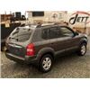 Image 16 : 0E -- 2007 HYUNDAI TUCSON, GREY, 163498 KM, "NO RESERVE" CHARITY