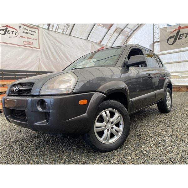 0E -- 2007 HYUNDAI TUCSON, GREY, 163498 KM, "NO RESERVE" CHARITY