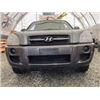 Image 6 : 0E -- 2007 HYUNDAI TUCSON, GREY, 163498 KM, "NO RESERVE" CHARITY