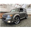 Image 1 : 0G -- 2007 HONDA ELEMENT, GREY, 81446 Miles, No Reserve Charity