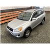 Image 4 : 0I -- 2009 TOYOTA RAV-4 AWD, SILVER, 156060 KM "NO RESERVE" CHARITY