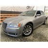 Image 1 : C6G --  2014 CHRYSLER 300C , Grey, 129737 KM