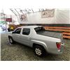 Image 24 : E4 --  2008 HONDA RIDGELINE RTS PICKUP, Silver, 112191 MILES