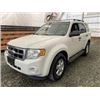 Image 4 : A8 --  2009 FORD ESCAPE XLT AWD, White, 259845 KM