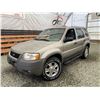 Image 1 : 0Q --  2001 FORD ESCAPE XLT 4X4 , Silver, 54149 KM  "NO RESERVE" CHARITY