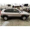 Image 12 : 0O --  2007 HYUNDAI TUCSON GL AWD , Grey, 183850 KM  "NO RESERVE" CHARITY
