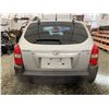 Image 18 : 0O --  2007 HYUNDAI TUCSON GL AWD , Grey, 183850 KM  "NO RESERVE" CHARITY