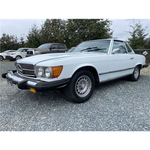 0ZG --  1974 MERCEDES 450SL CONVERTIBLE, White, 120089 MILES